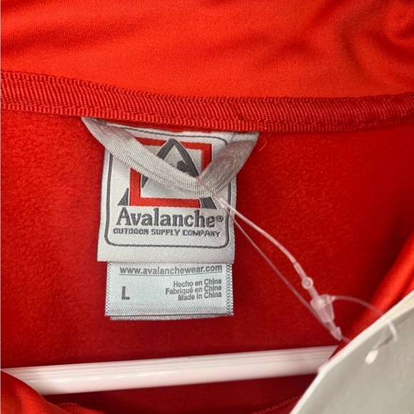 Avalanche NEW Large Red Jacket - Picture 5 of 6